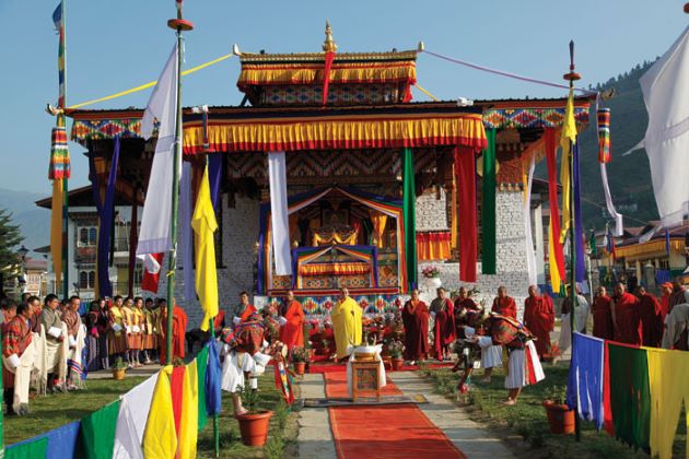Lhakhang Karpo in bhutan