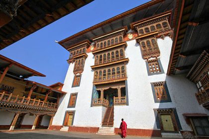 Rinpung Dzong attraction for bhutan packages from bangalore