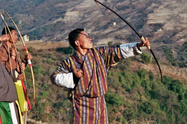 archery competition in bhutan adventure tour