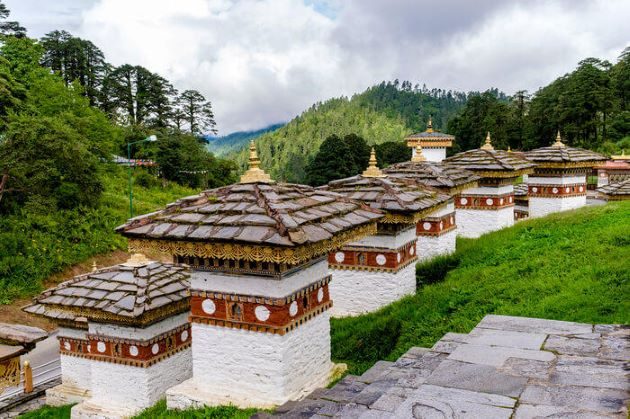 dochula pass bhutan