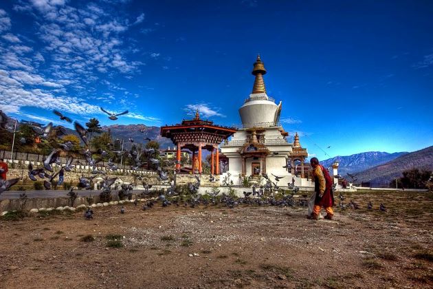 dungtse lhakhang in bhutan