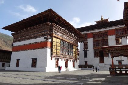 explore Trasichoe Dzong