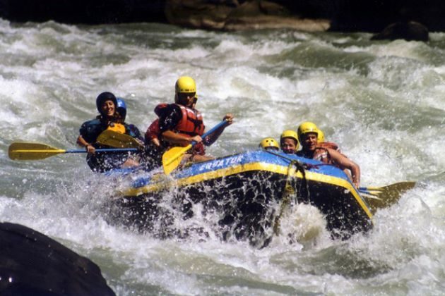 rafting adventure in bhutan