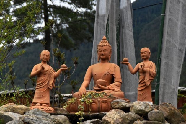 statues in Pangri Zampa Temple