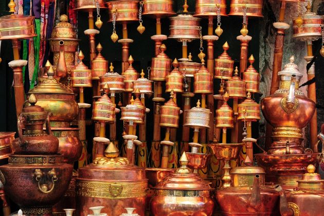 wooden products souvenirs to buy in bhutan